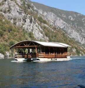 2025/01/images/tour_1779/krstarenje-peruccem-4-600x450-large.jpeg